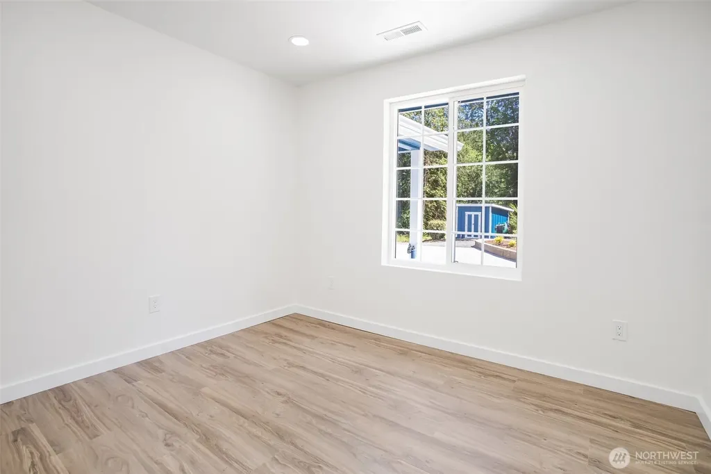 252 Wake Robin Lane Longview WA 98632