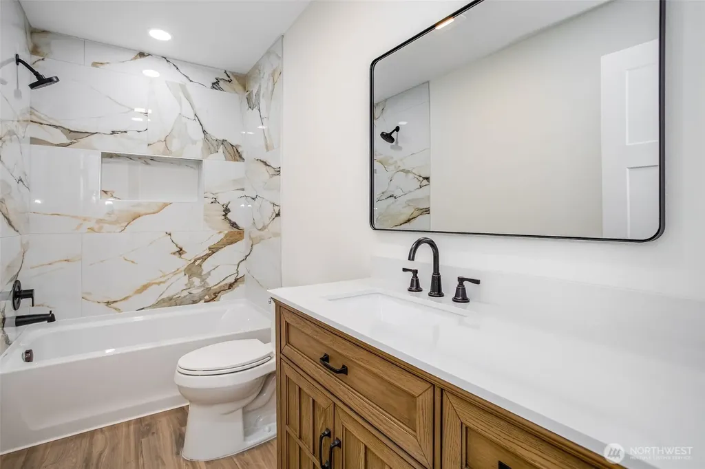 252 Wake Robin Lane Longview WA 98632