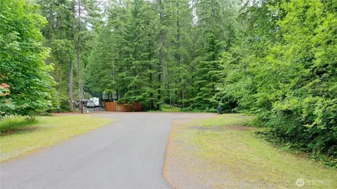 120 N Kokanee Cove Way Hoodsport WA 98548