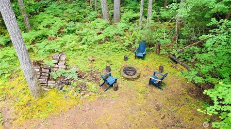 120 N Kokanee Cove Way Hoodsport WA 98548