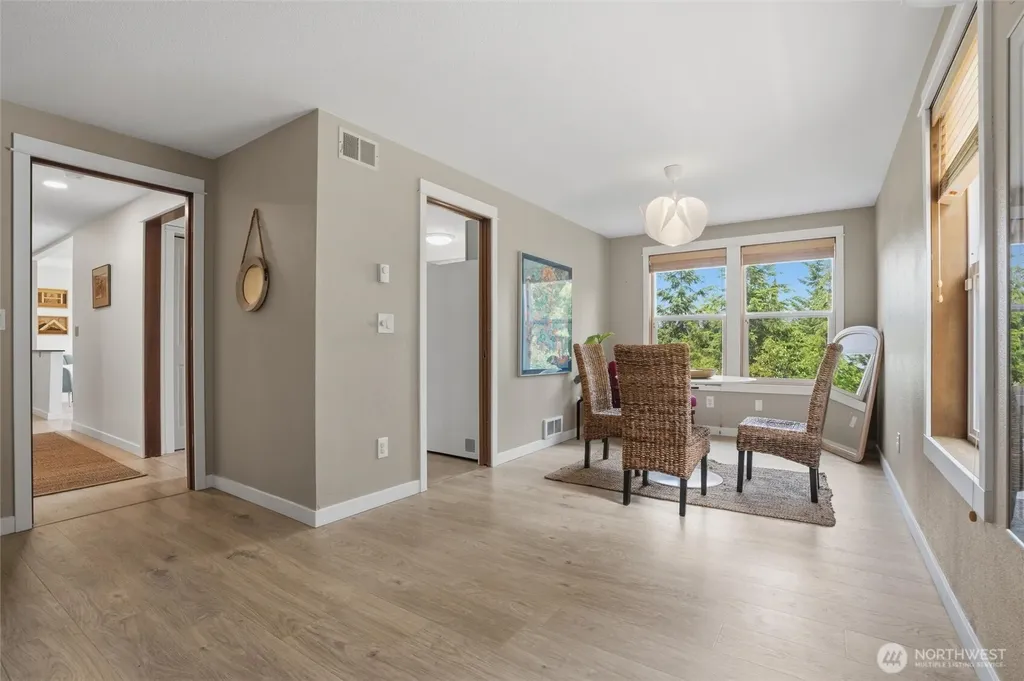 17137 NW Sunset Ridge Way Seabeck WA 98380