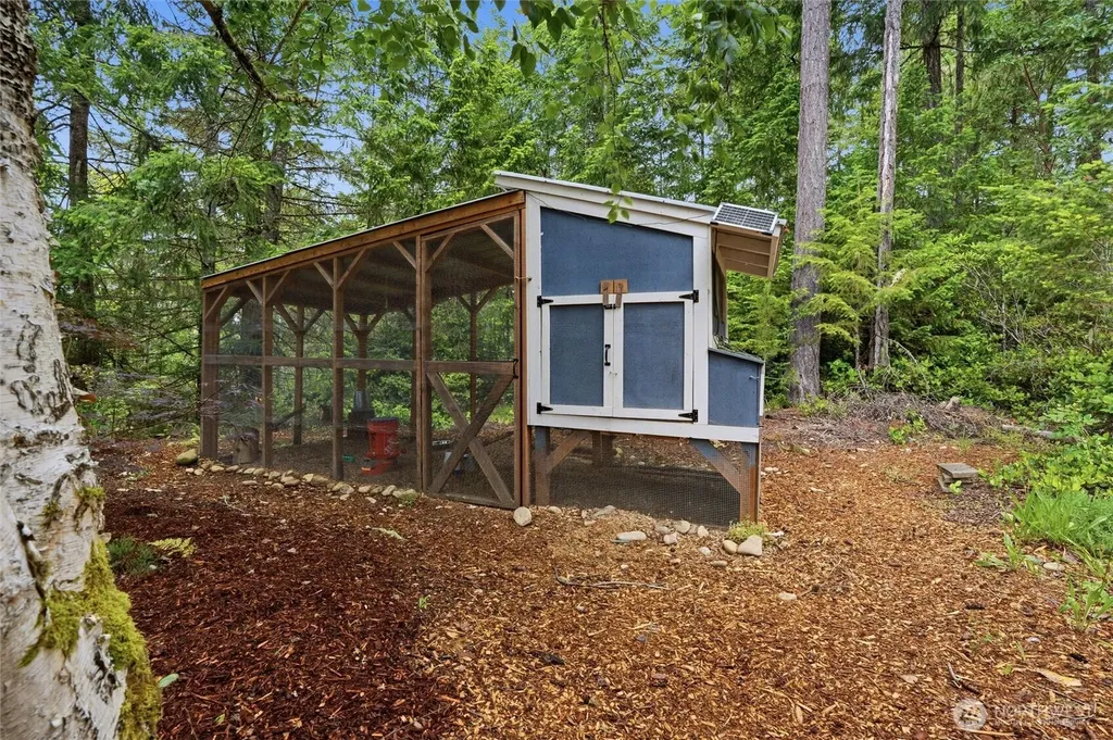 17137 NW Sunset Ridge Way Seabeck WA 98380