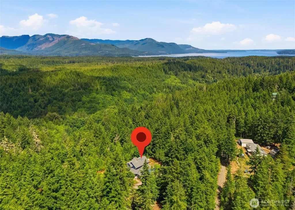 17137 NW Sunset Ridge Way Seabeck WA 98380