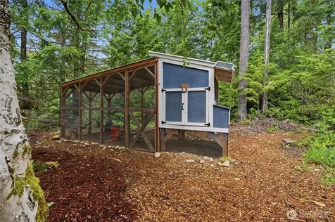 17137 NW Sunset Ridge Way Seabeck WA 98380