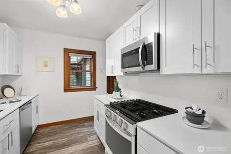 1417 Martin Luther King Jr Way Seattle WA 98122