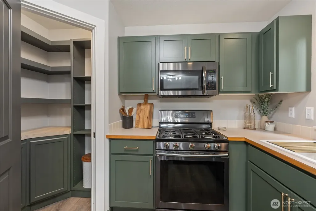 22328 Autumnwood Court SE Yelm WA 98597