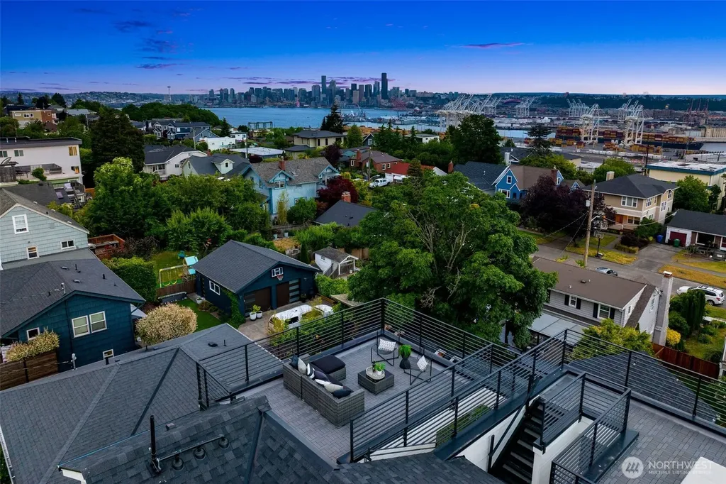 3450 37th Avenue SW Seattle WA 98126