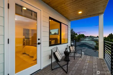 3450 37th Avenue SW Seattle WA 98126