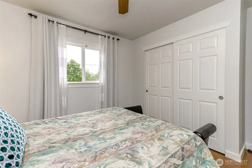 98 31st Avenue Milton WA 98354