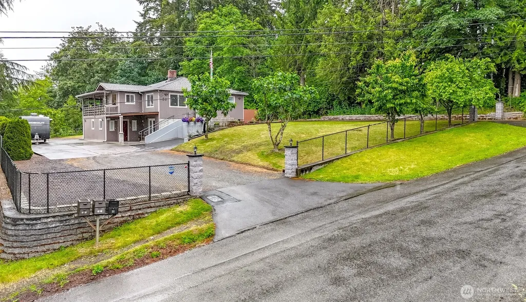 98 31st Avenue Milton WA 98354