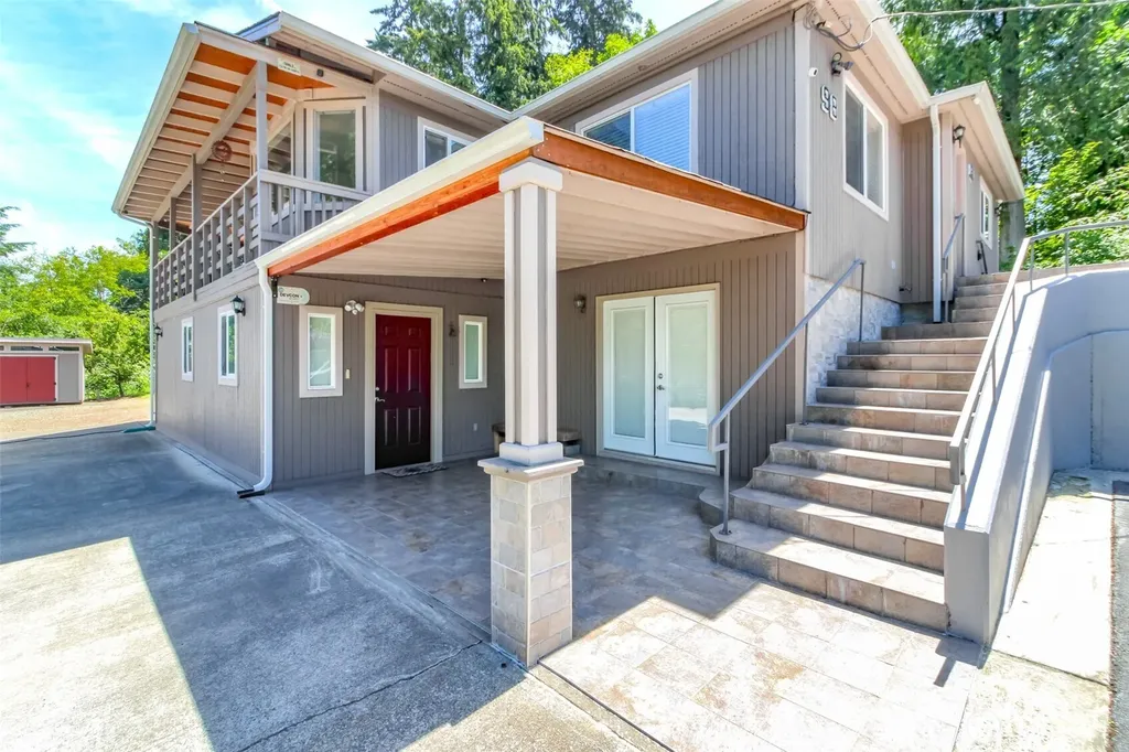 98 31st Avenue Milton WA 98354