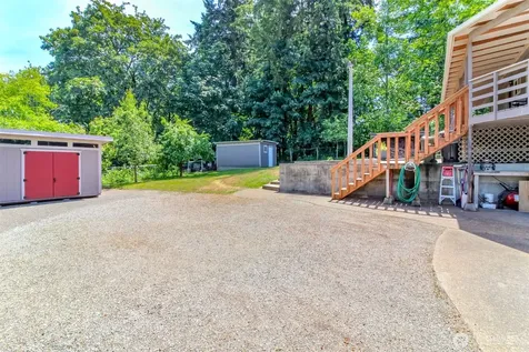 98 31st Avenue Milton WA 98354