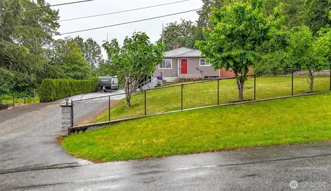 98 31st Avenue Milton WA 98354