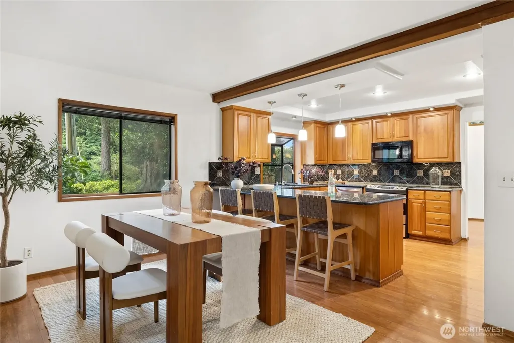 23006 35th Avenue W Brier WA 98036