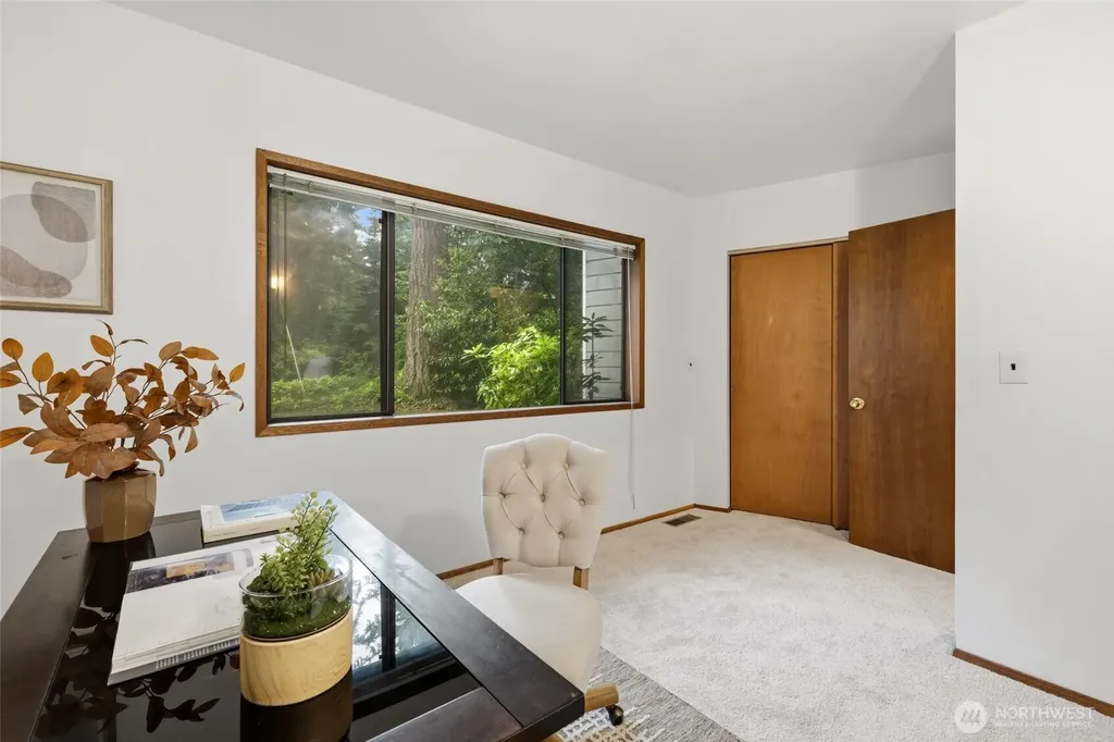 23006 35th Avenue W Brier WA 98036