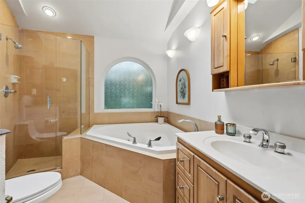 23006 35th Avenue W Brier WA 98036