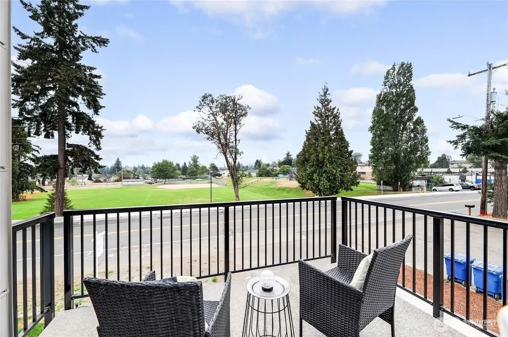 846 SW 136th Street Burien WA 98166