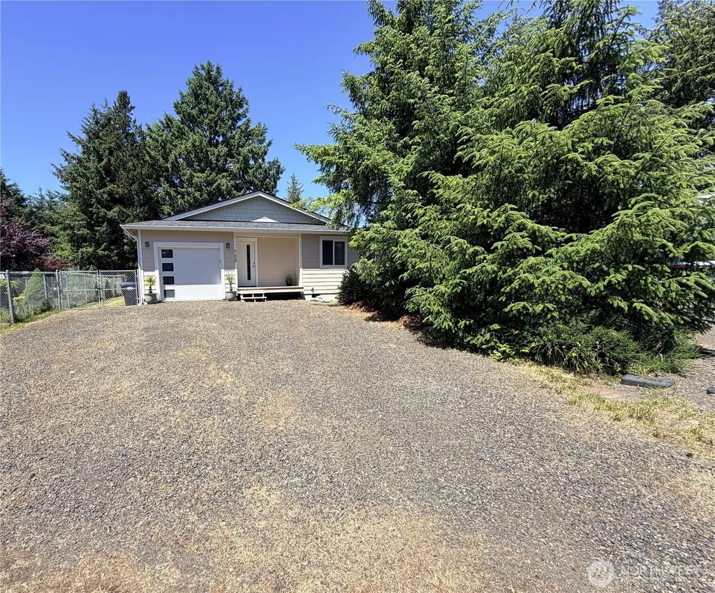 708 Eider Court SE Ocean Shores WA 98569