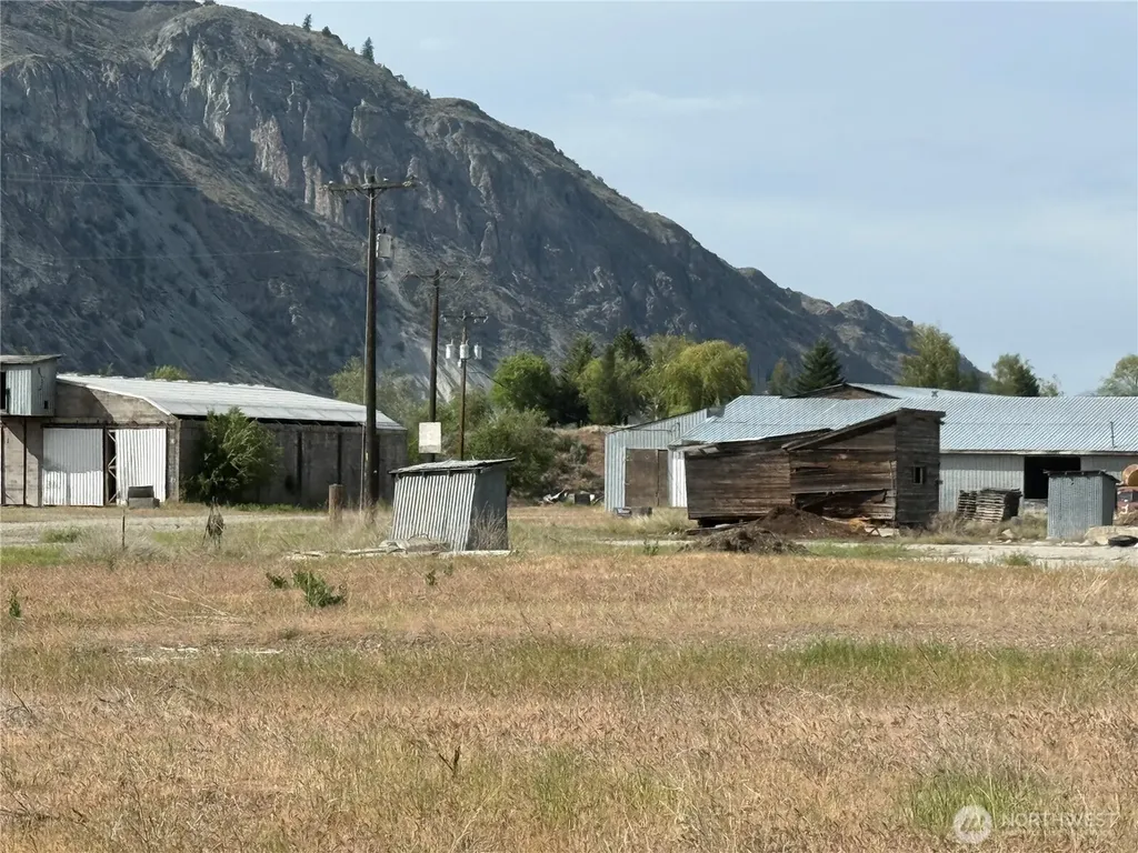 21 Havillah Road Tonasket WA 98855