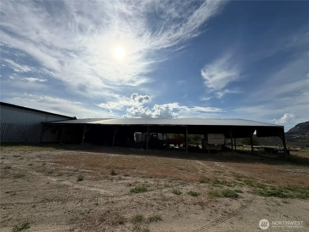 21 Havillah Road Tonasket WA 98855