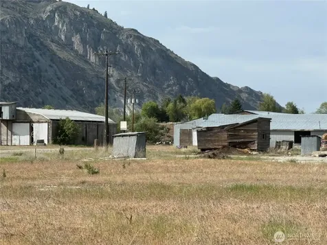 21 Havillah Road Tonasket WA 98855