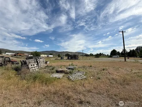 21 Havillah Road Tonasket WA 98855