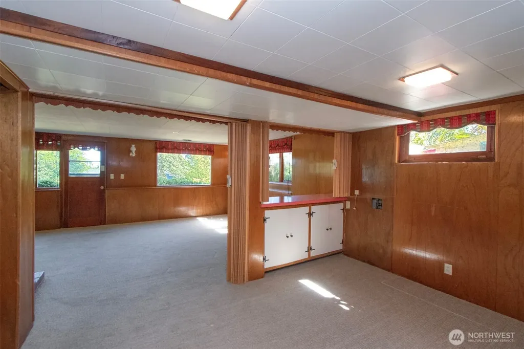 136 Oakcrest Avenue Port Angeles WA 98362