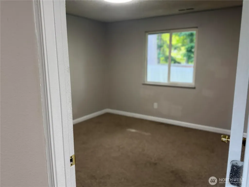 31441 SW 32nd Avenue Federal Way WA 98023