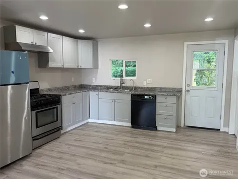 31441 SW 32nd Avenue Federal Way WA 98023