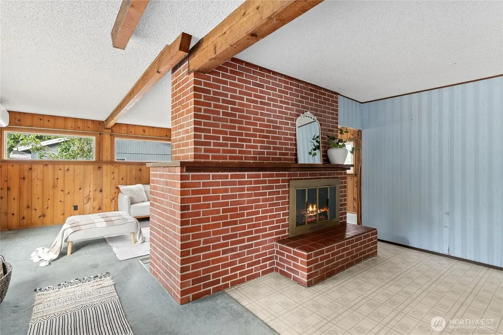 2205 97th Street E Tacoma WA 98445