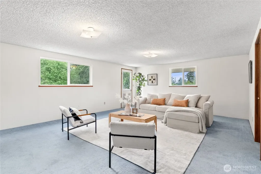 2205 97th Street E Tacoma WA 98445