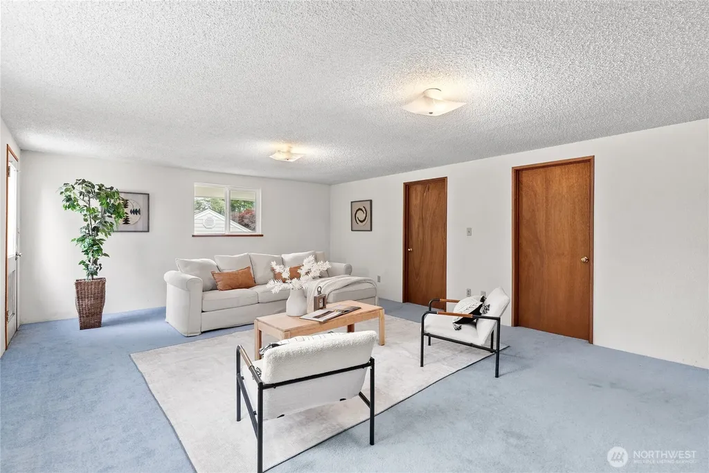 2205 97th Street E Tacoma WA 98445