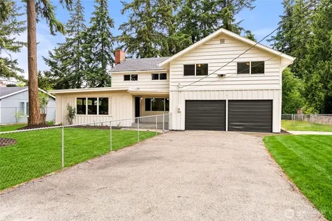 2205 97th Street E Tacoma WA 98445