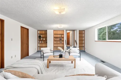 2205 97th Street E Tacoma WA 98445