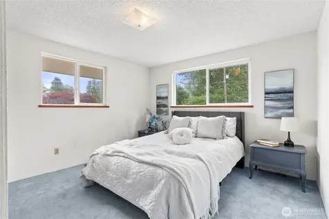 2205 97th Street E Tacoma WA 98445