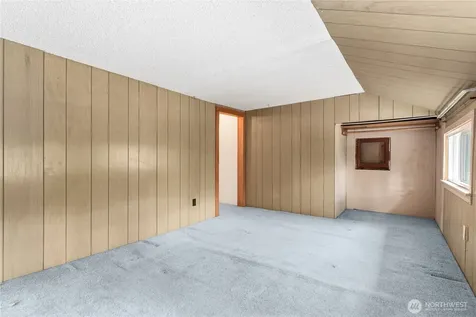 2205 97th Street E Tacoma WA 98445
