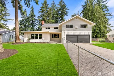2205 97th Street E Tacoma WA 98445