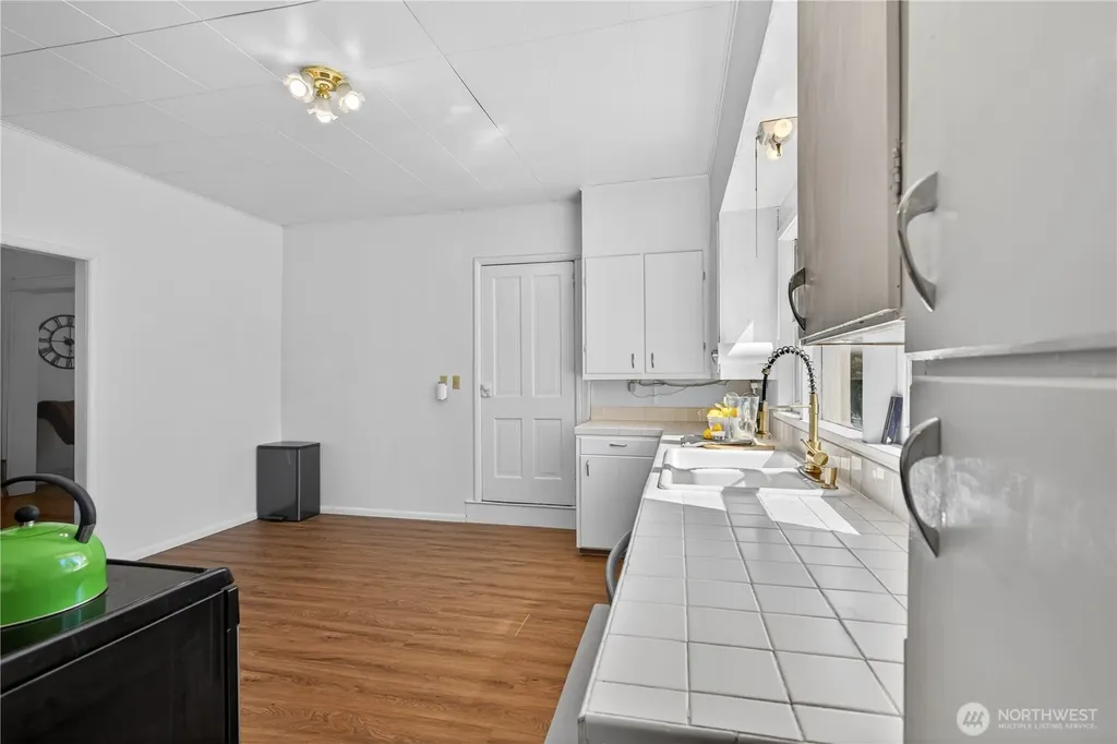 126 W Ash Street Waterville WA 98858