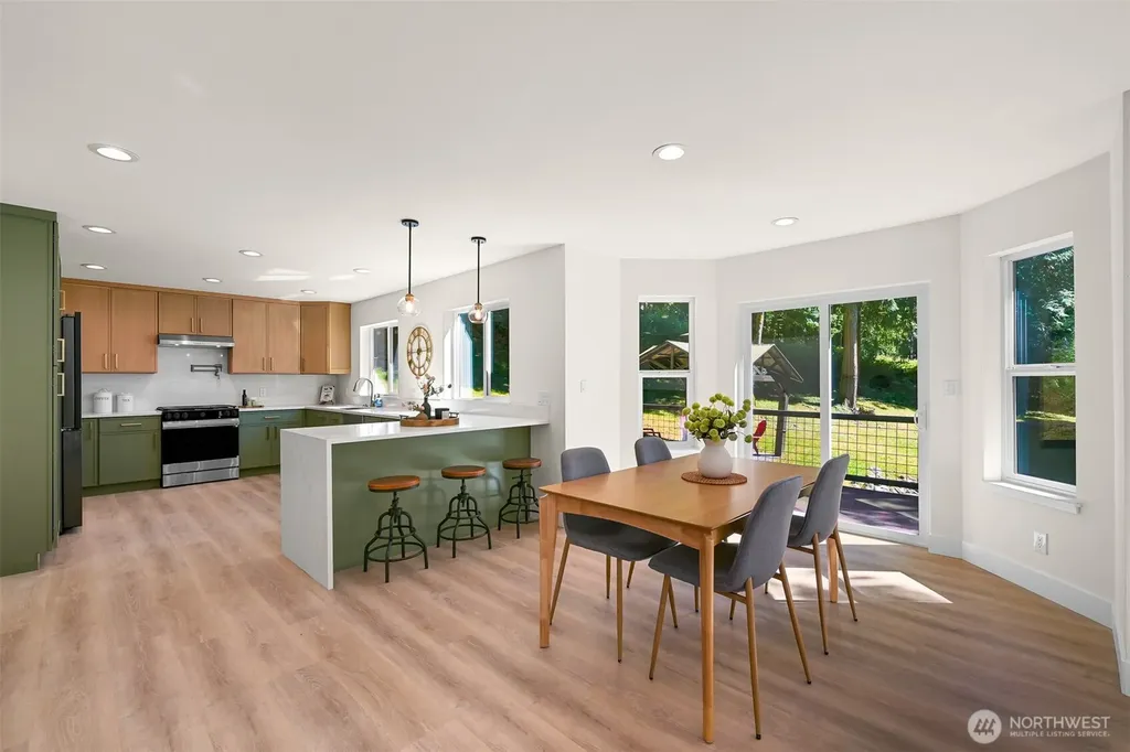 4320 Lakeway Drive Bellingham WA 98229