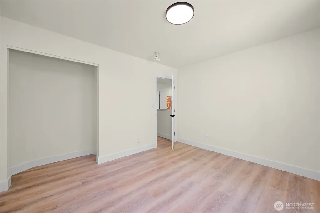 4320 Lakeway Drive Bellingham WA 98229