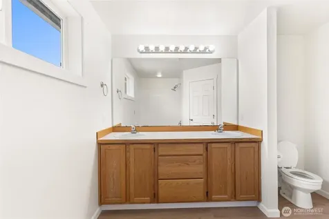 14909 87th Avenue E Puyallup WA 98375