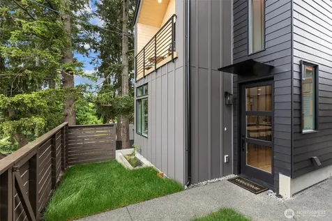 4235 S Bradford Street Seattle WA 98118