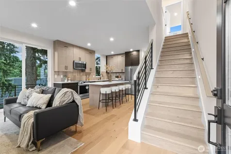 4235 S Bradford Street Seattle WA 98118