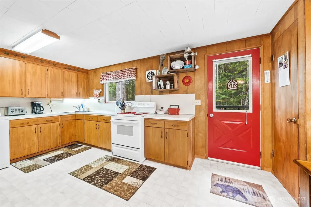 142 Butter Creek Lane Packwood WA 98361