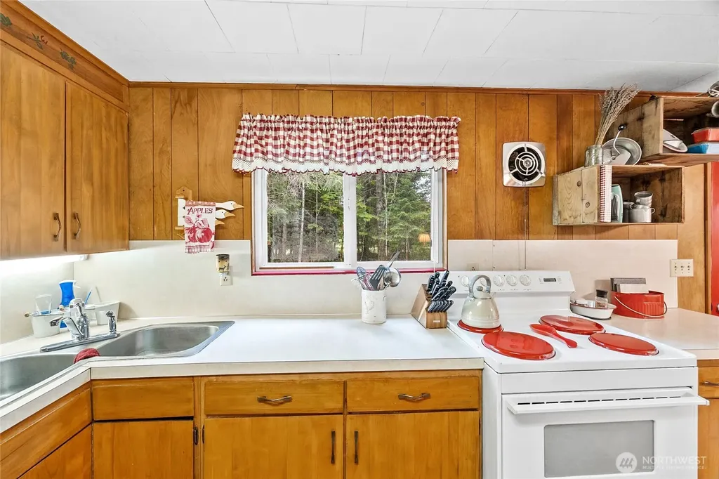 142 Butter Creek Lane Packwood WA 98361