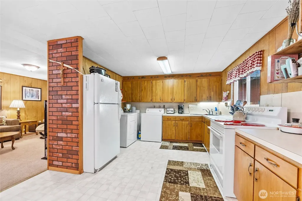 142 Butter Creek Lane Packwood WA 98361