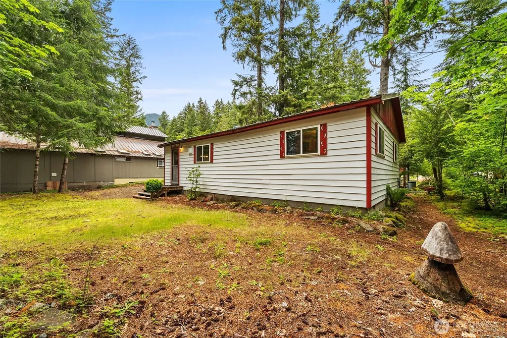 142 Butter Creek Lane Packwood WA 98361