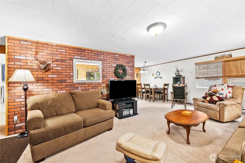 142 Butter Creek Lane Packwood WA 98361