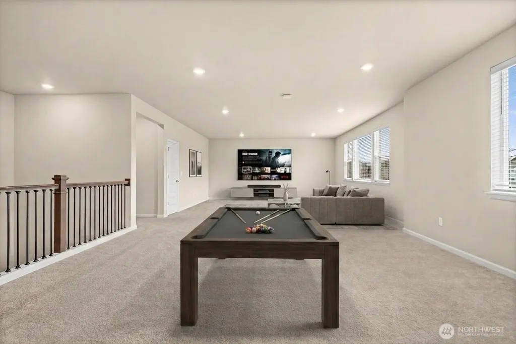 32709 Ash Avenue SE Black Diamond WA 98010