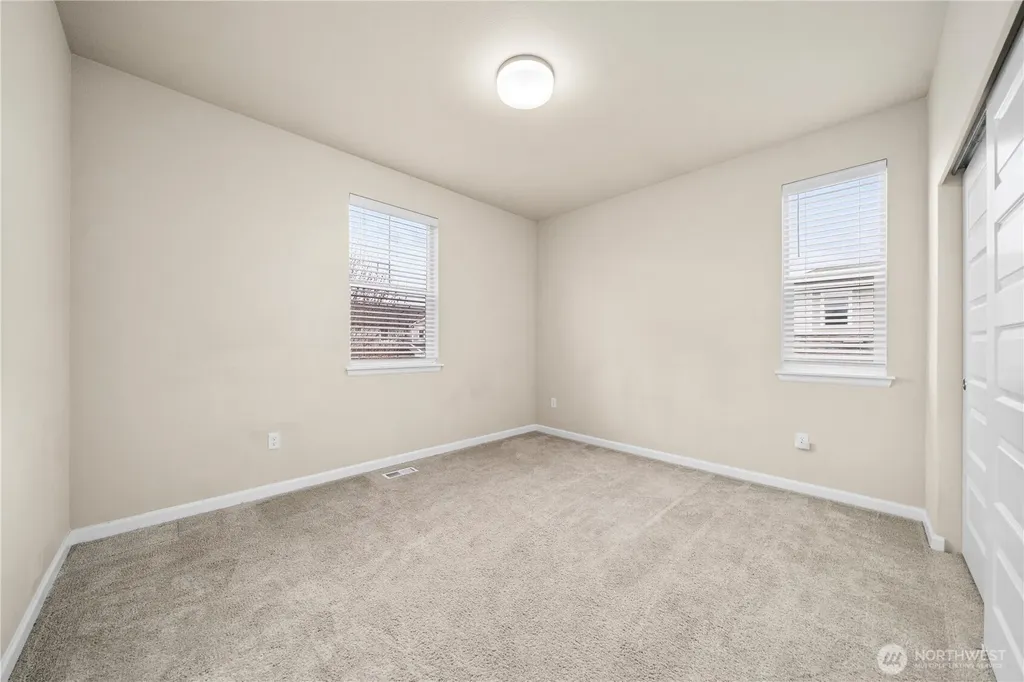 32709 Ash Avenue SE Black Diamond WA 98010